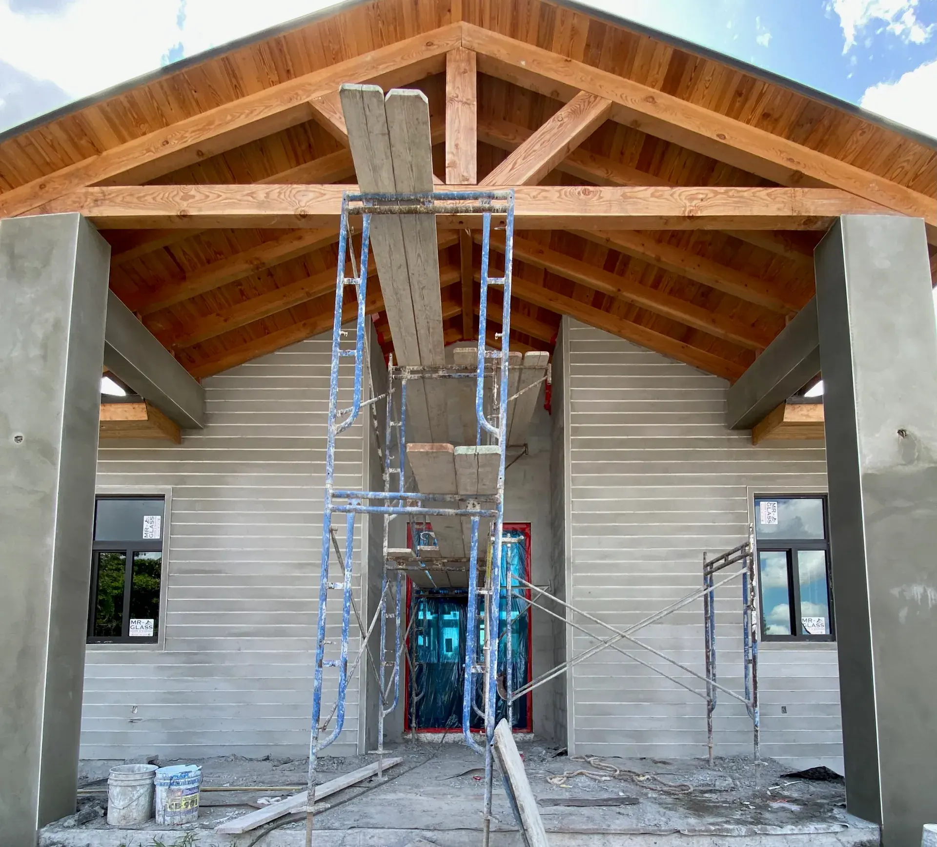 Residential stucco project showcasing artisanal installation